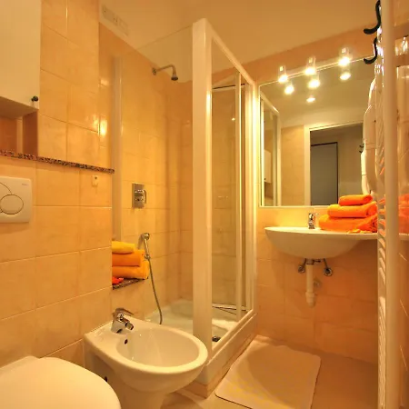 Glicini Apartahotel 3*