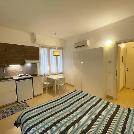 Lägenhetshotell Glicini 2*
