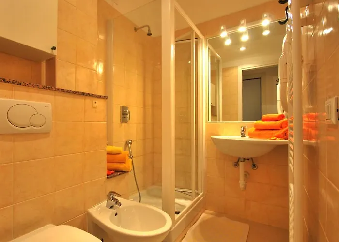 Glicini Aparthotel 3*