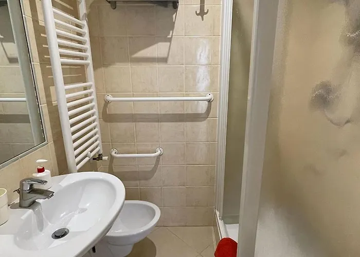 Glicini Aparthotel 3*