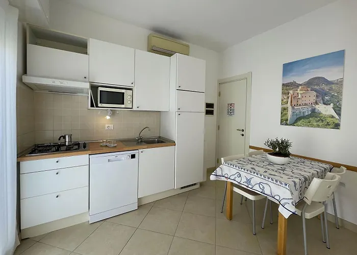 Glicini 3* Finale Ligure