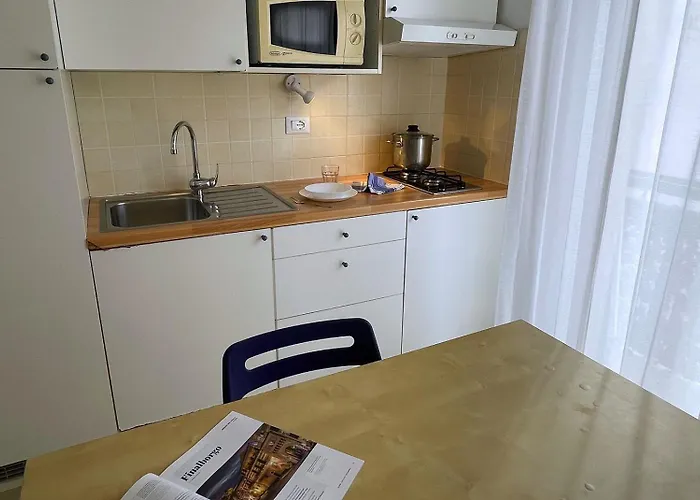 Glicini Aparthotel Finale Ligure