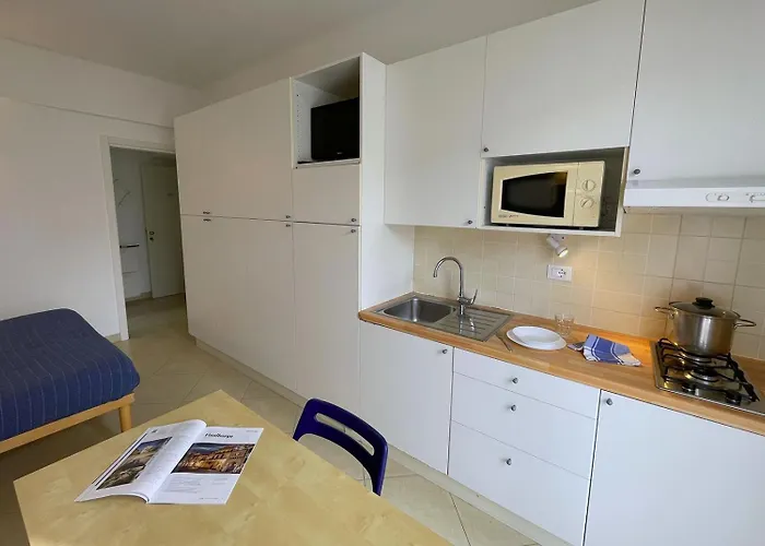 Glicini 3* Finale Ligure