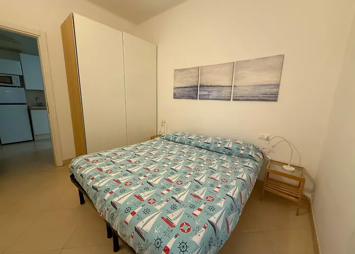 Glicini Finale Ligure