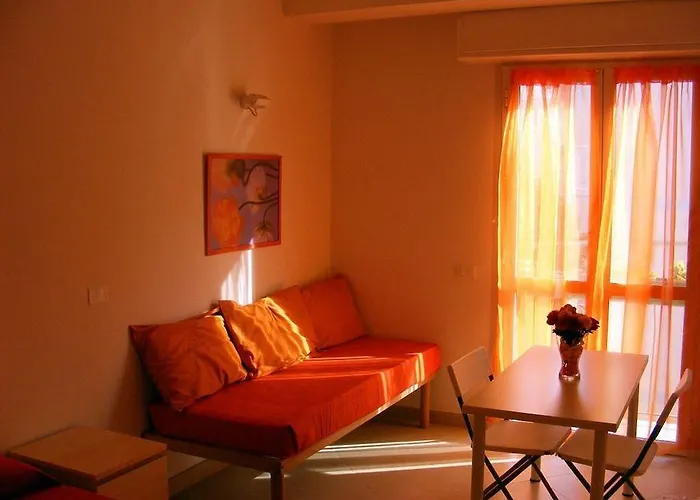 Glicini 3* Finale Ligure