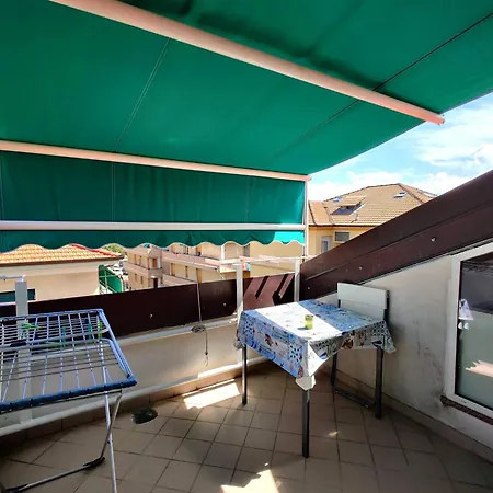 Glicini Aparthotel
