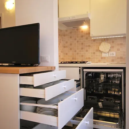 Glicini Aparthotel