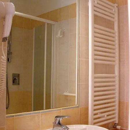 Aparthotel Glicini